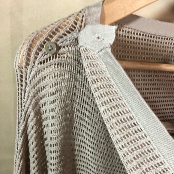 Nordstrom Mesh Wrap - Picture 3 of 7